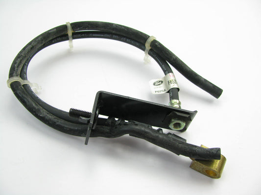NEW - OEM Ford F65Z-2282-BE Rear Center Brake Hydraulic Hose 1997 F-150