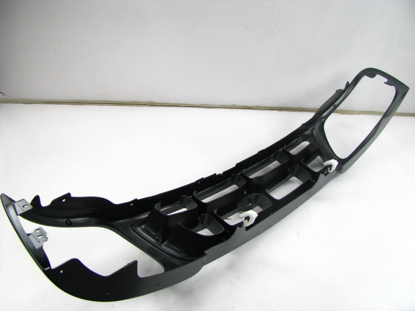New GENUINE OEM 1997-1998 FORD F-150 F-250 Front Grille GRAY F65B-8200-BFW
