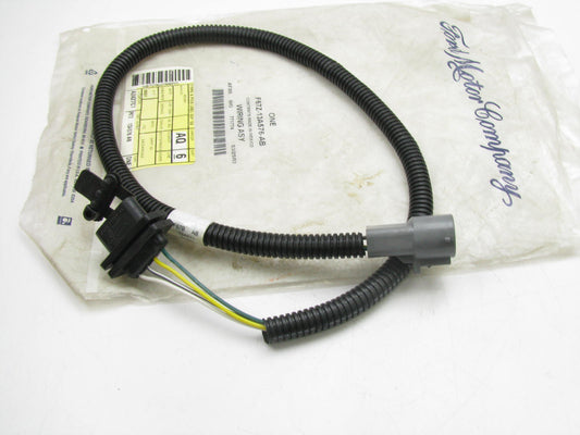 NEW - OEM Ford F67Z-13A576-AB Trailer Towing Harness Plug 1996-1997 Explorer