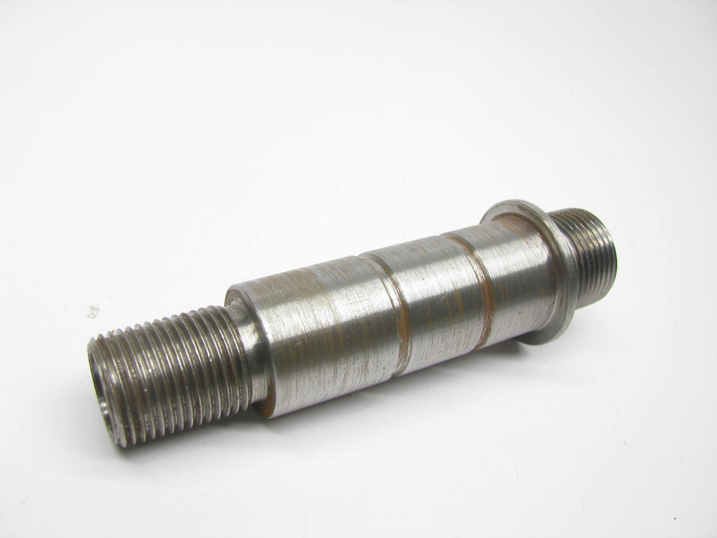 NEW - OEM Ford F67Z-6L626-AA  Engine Oil Cooler Bolt 1996-2001 Explorer 5.0L-V8