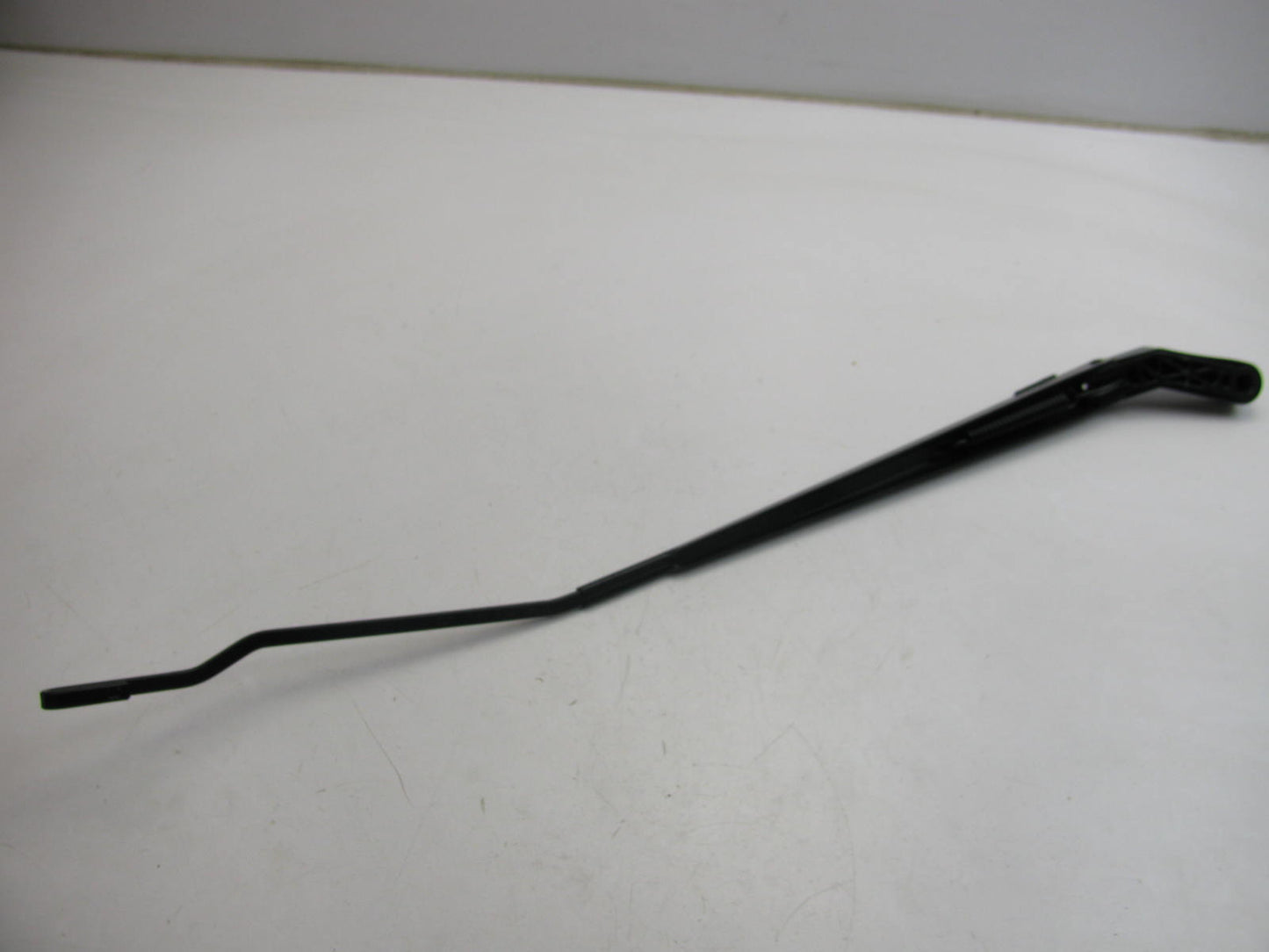 NEW - OEM Ford F68Z-17526-BA Windshield Wiper Arm - Front Left
