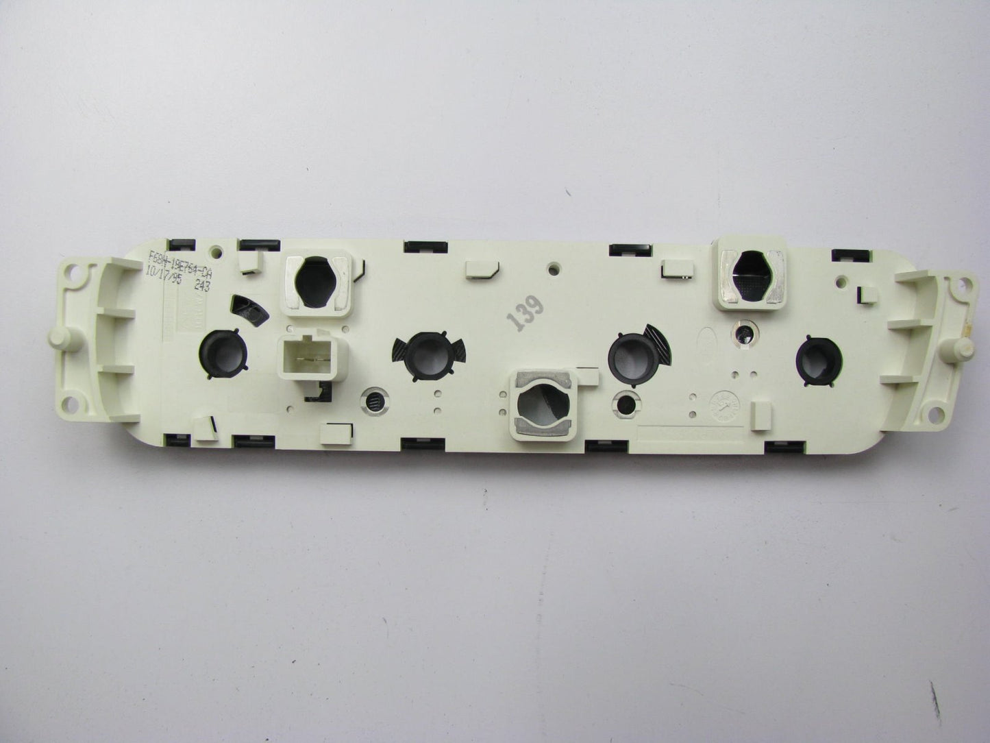 New OEM Ford F68Z-19980-CA HVAC Dash Control Panel Face Plate 1996 Ford Windstar