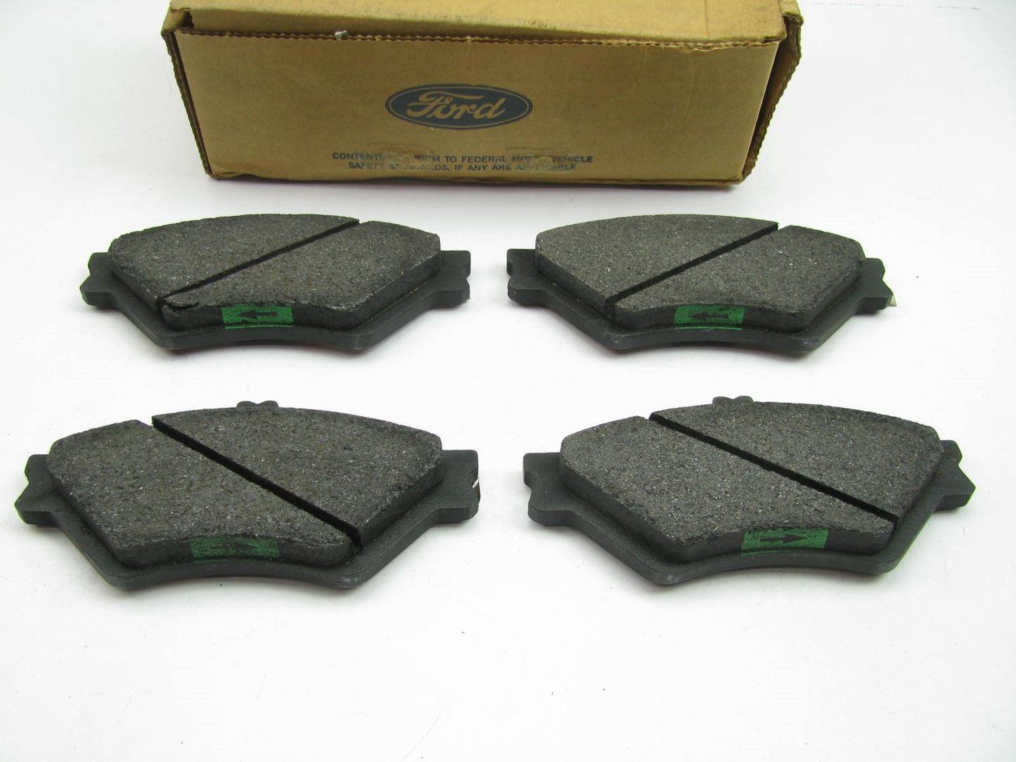 GENUINE Ford F6AZ-2001-AA Front Brake Pads 1995-1997 Crown Victoria, Town Car