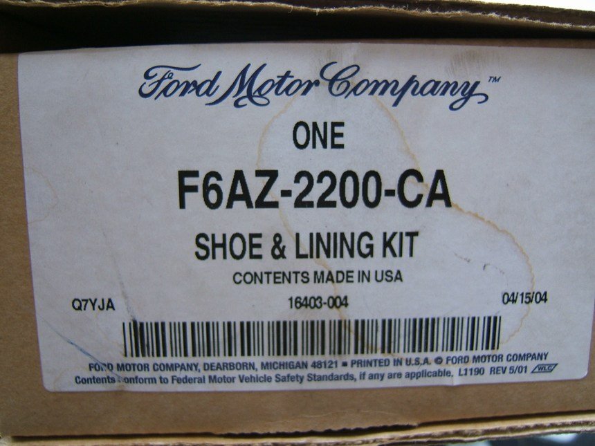 NEW GENUINE OEM Ford F6AZ-2200-CA Rear Disc Brake Pads