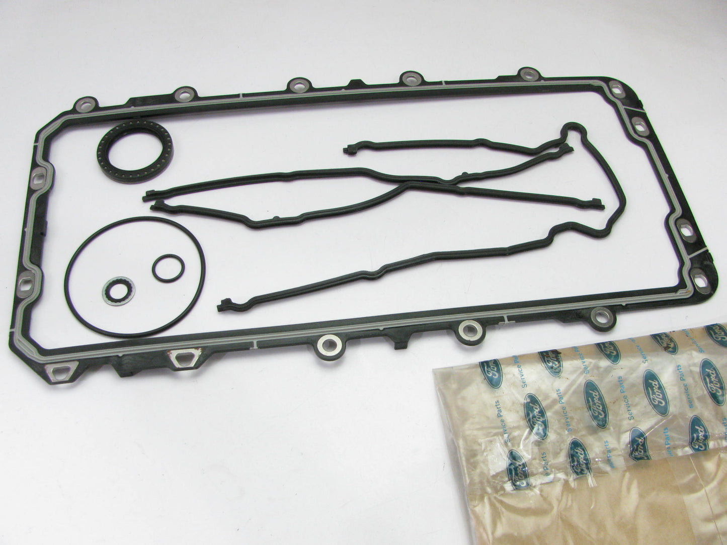 New OEM 1996-2001 Ford 4.6L V8 F6AZ-6E078-AA LOWER Engine Conversion Gasket Set