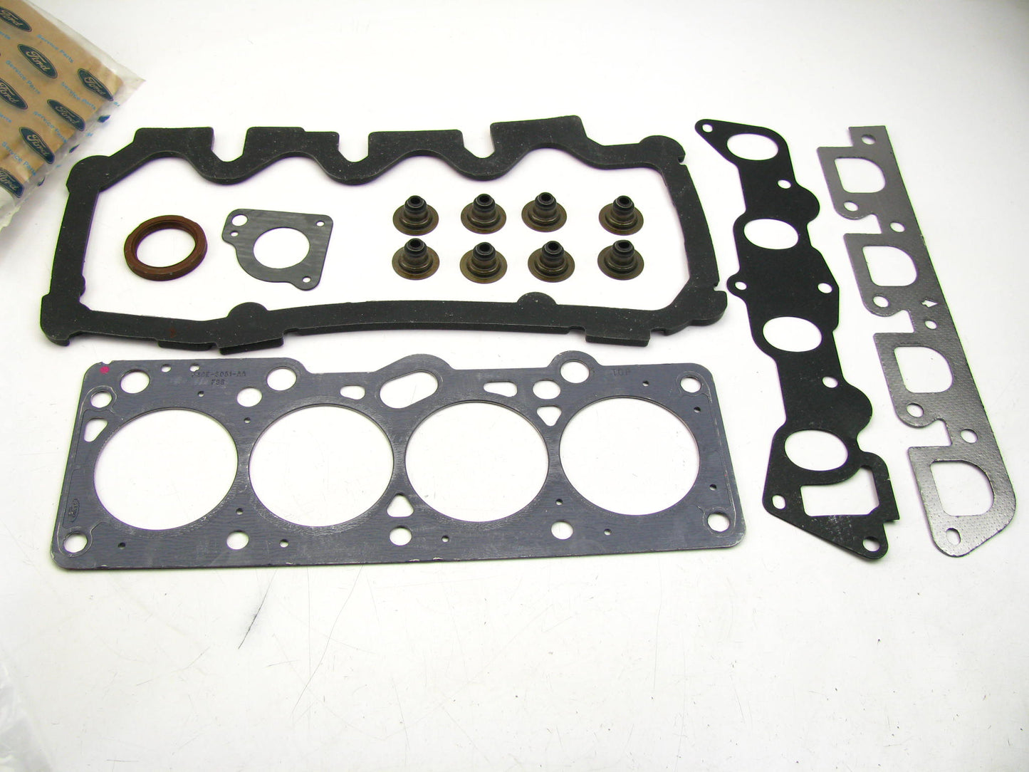 NEW - OEM Ford F6CZ-6079-AB Cylinder Head Gasket Set 1996 Escort Tracer 1.9L