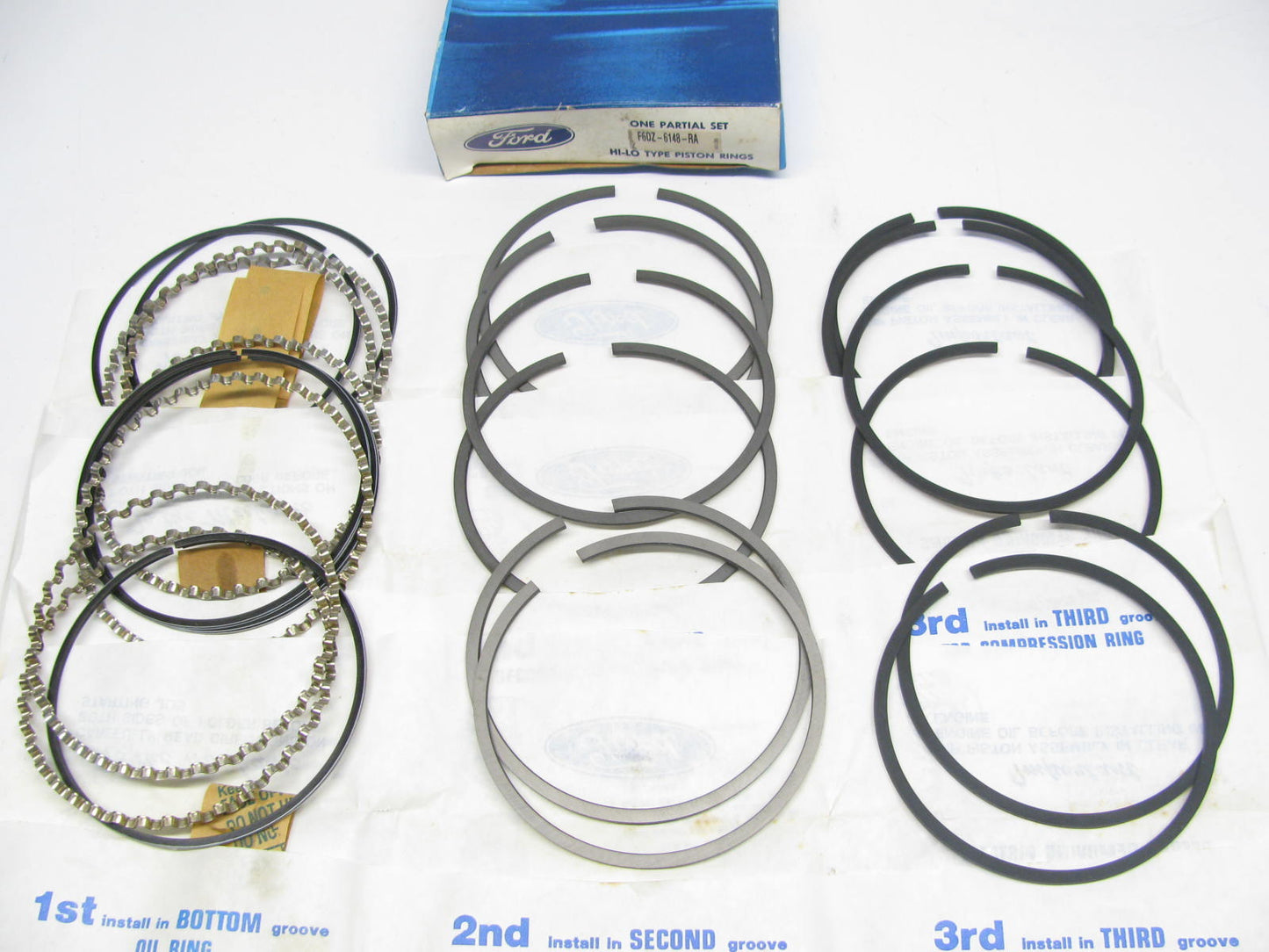 NEW - OEM Ford F6DZ-6148-RA Full Piston Ring Set - Standard 1996-99 3.0L-V6 OHV