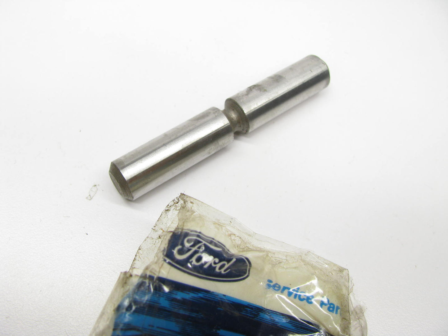 NOS - OEM Ford F6DZ-7D071-AA Parking Pawl Shaft Retaining Pin Kit