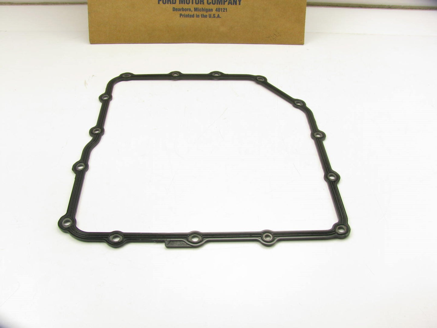 NEW - OEM Ford F6DZ-7F396-B Main Control Cover Gasket 1996-2000 AXAN AX4S