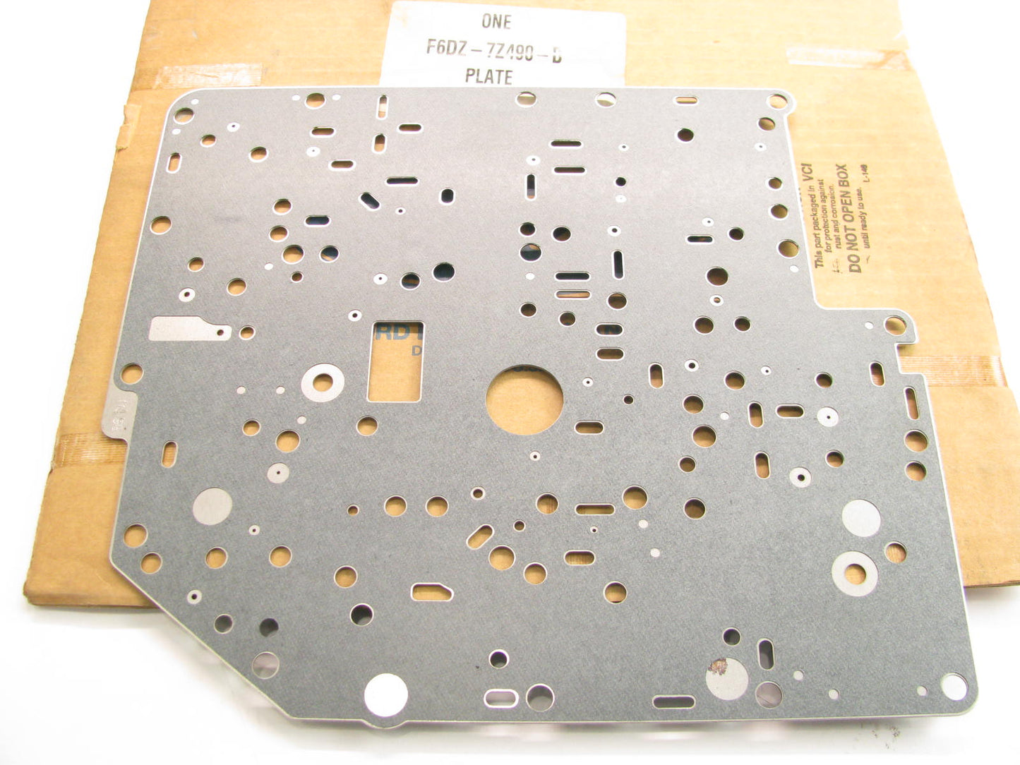 Ford OEM F6DZ-7Z490-B Transmission Seperator Plate & Gasket 1996-1997 3.0L AX4N