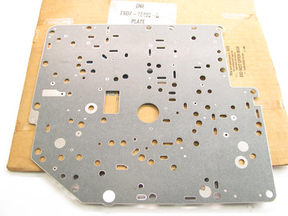 Ford OEM F6DZ-7Z490-B Transmission Seperator Plate & Gasket 1996-1997 3.0L AX4N