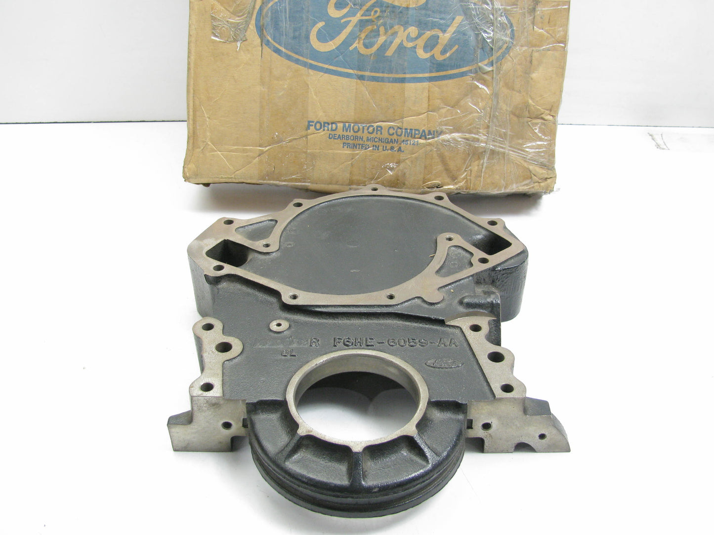 NEW - OEM Ford F6HE-6059-AA Cast Iron Timing Cover For Heavy Truck 370 429-V8