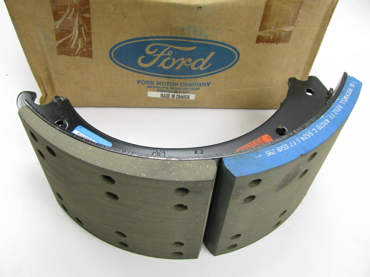 NEW GENUINE OEM Ford F6HZ-2218-AA Rockwell 3222-A-2003 Rear Drum Brake Shoe