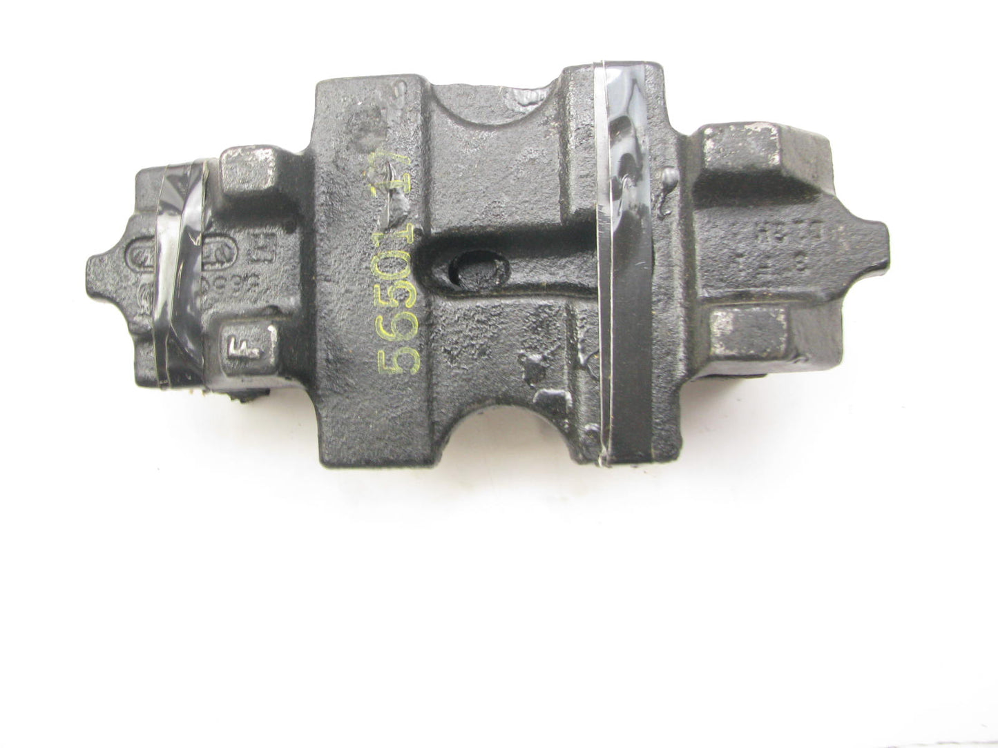 NEW - OEM Ford F6HZ-5793-RA Rear Axle Spring Seat TSB 4 Degree 1993-95 L-Series