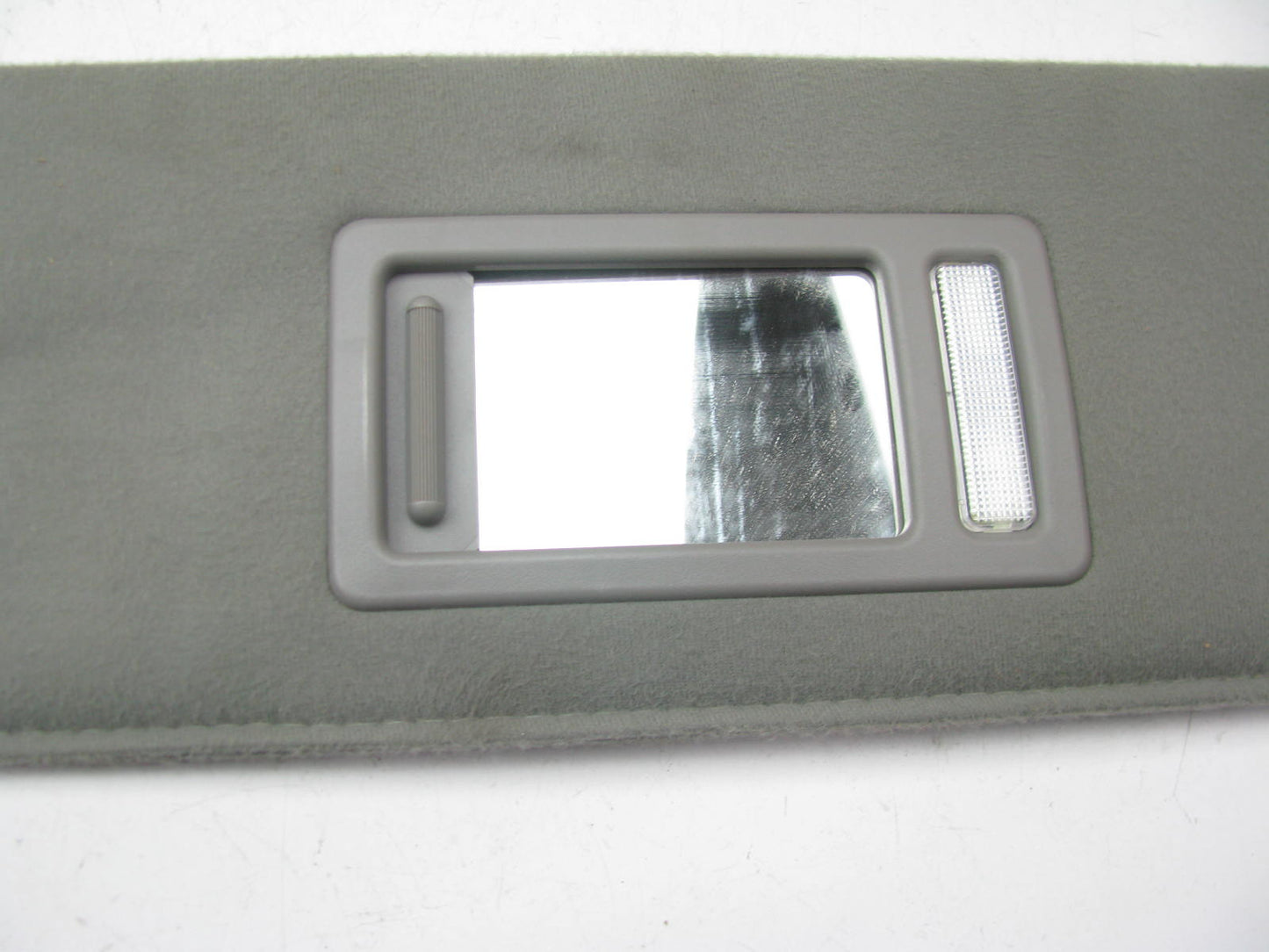 NEW - OEM Ford F6HZ-8004104-CAZ Front Left Illuminated Sun Visor 1996-97 Aeromax