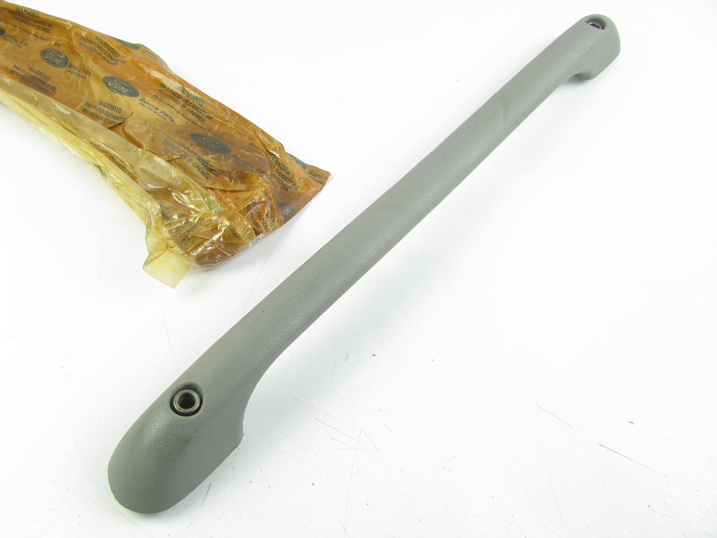 NEW - OEM Ford F6HZ-8026690-B Front Door Pull Handle 1996-1997 Aeromax