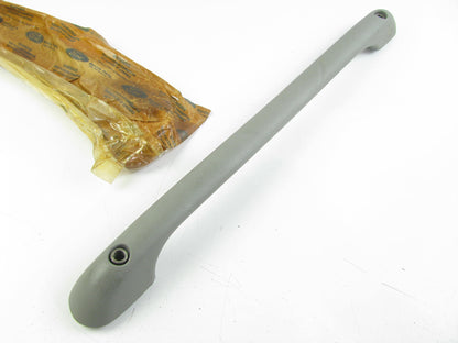NEW - OEM Ford F6HZ-8026690-B Front Door Pull Handle 1996-1997 Aeromax