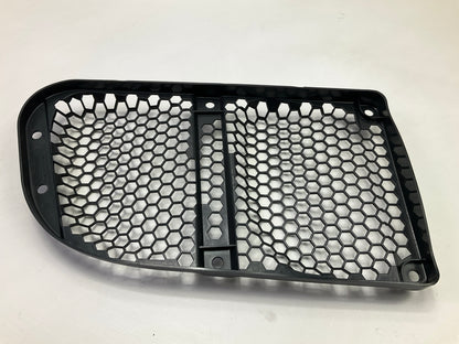 NEW OEM Ford F6HZ-9B636-A Engine Air Cleaner Duct Screen, Right 96-97 L-Series