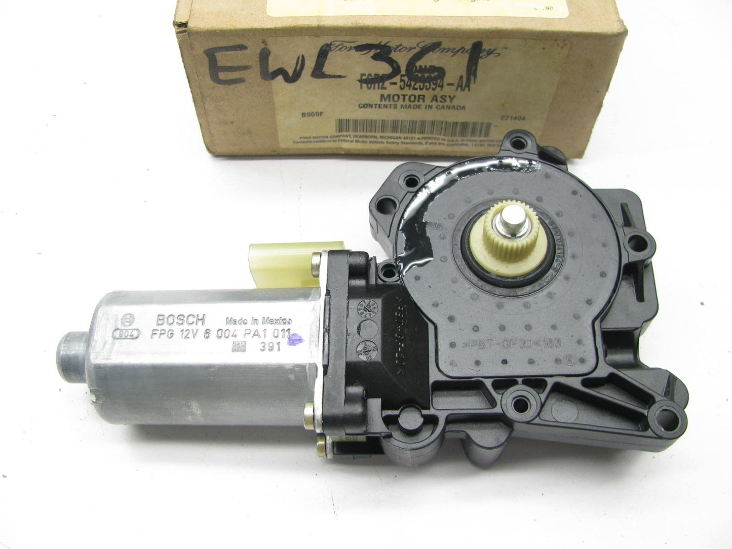 NEW - OEM GENUINE Ford F6RZ-5423394-AA Right Passengers Side Power Window Motor
