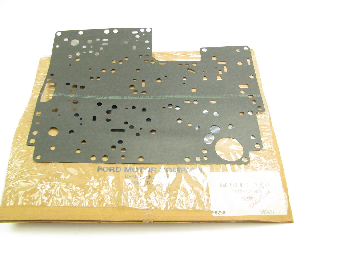 NEW - OEM Ford F6TZ-7D100-A Main Control Seperator Plate Gasket 1990-1995 E4OD