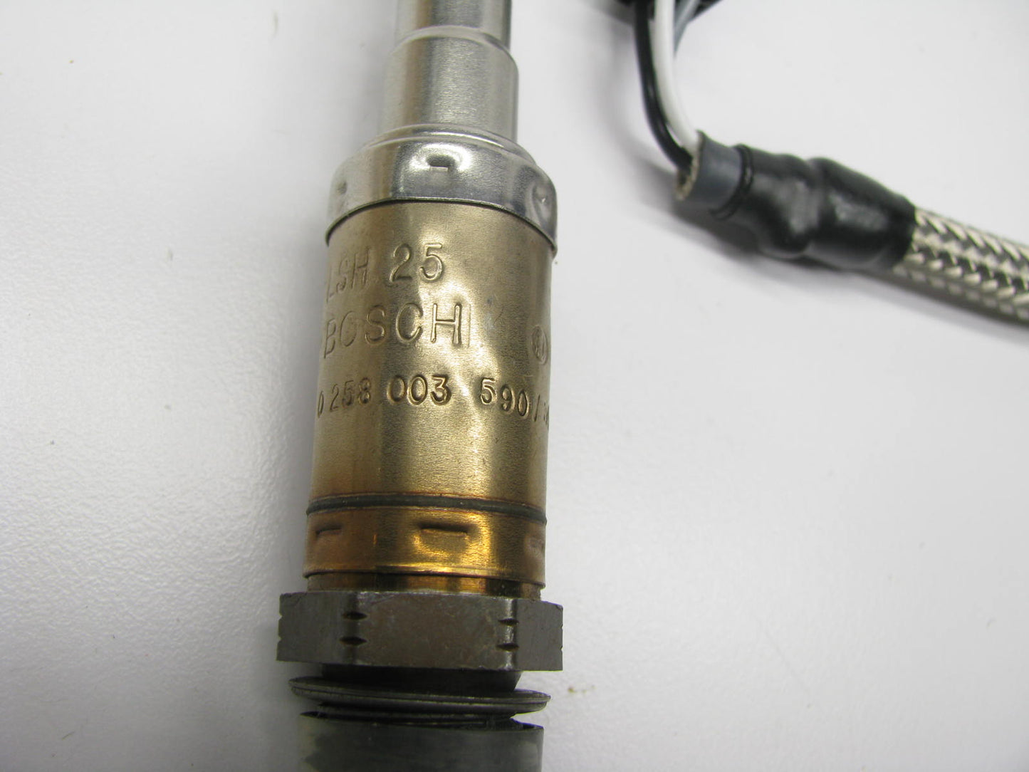 NEW - OEM Ford F6XZ-9G444-AA BOSCH Downstream Oxygen O2 Sensor - 0258003590