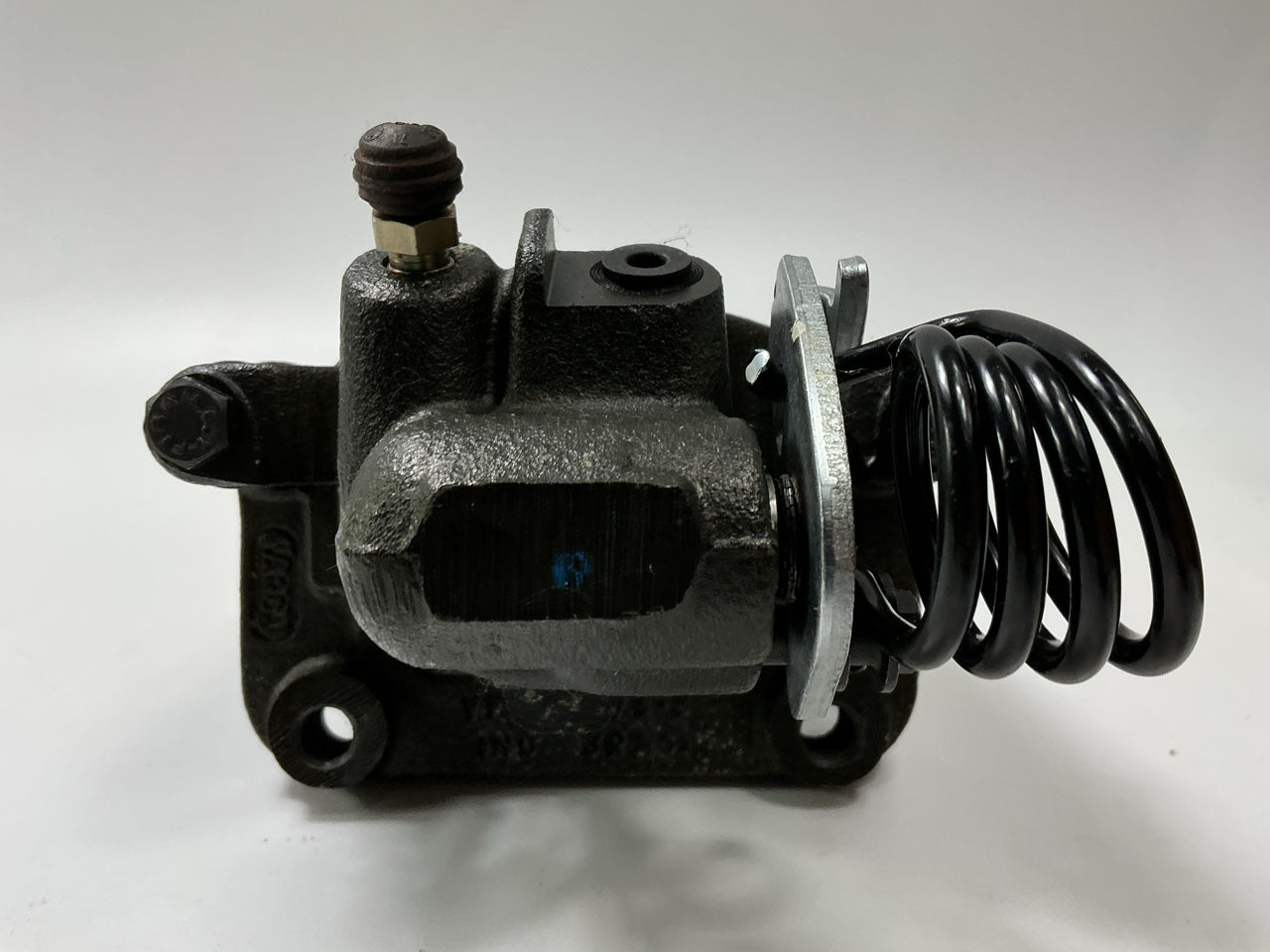 NEW - OEM Ford F6ZZ-2552-AA Rear Right Brake Caliper For 1994-1998 Mustang