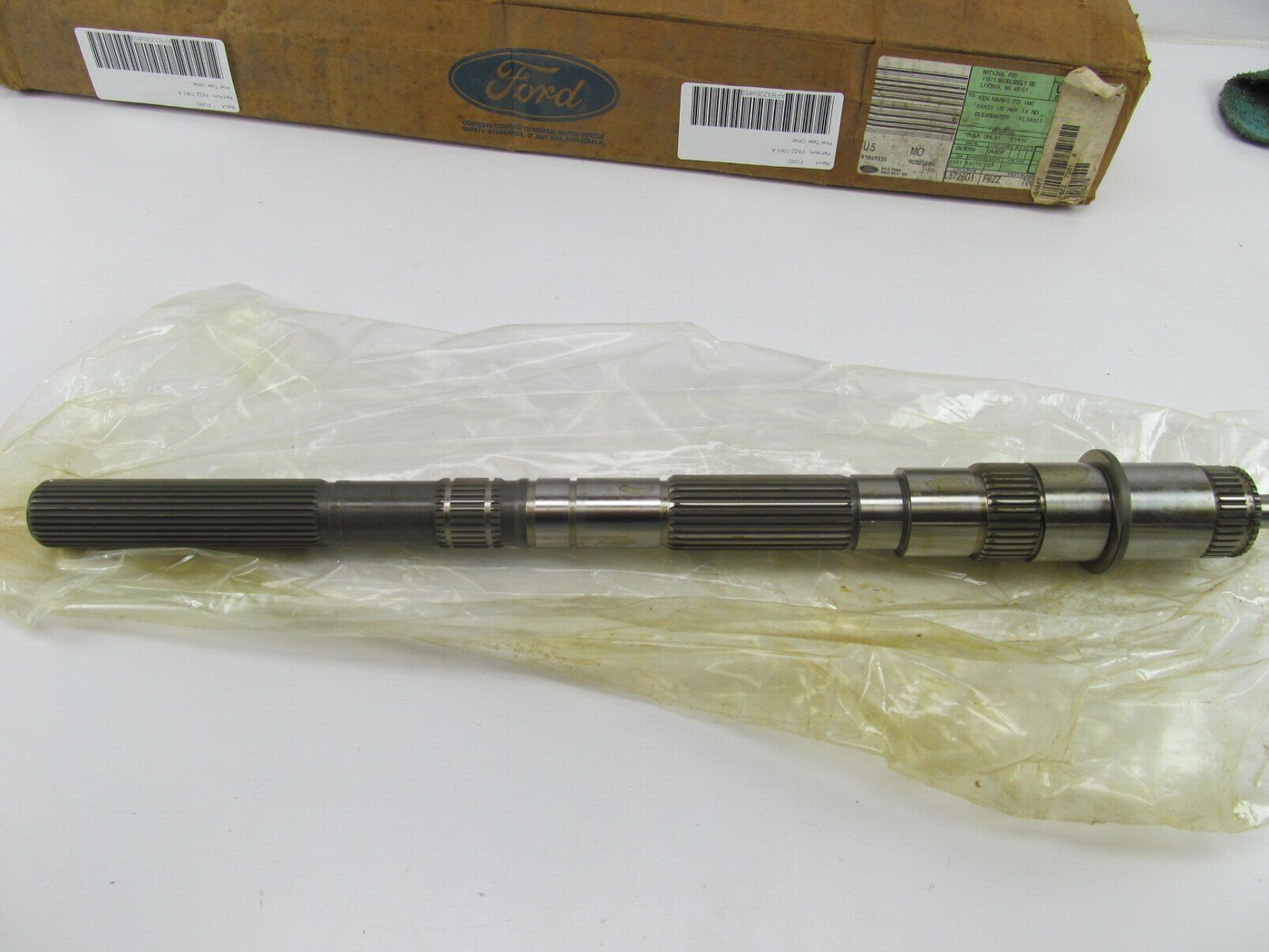 NEW  OEM Ford F6ZZ-7061-A Manual Trans Output Shaft 96-04 Mustang TREMEC T45