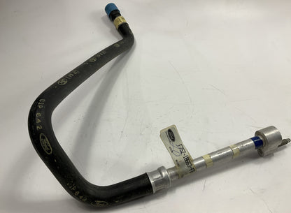 NEW - OEM Ford F75Z-18663-FB HVAC Molded Aux. Heater Hose 1997-1998 Expedition