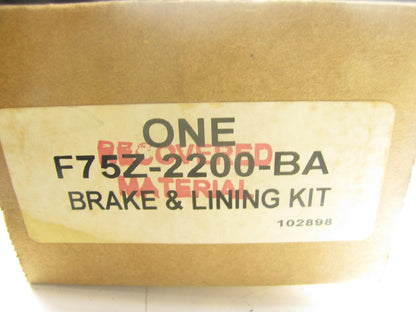 NEW GENUINE OEM Ford F75Z-2200-BA Rear Disc Brake Pads