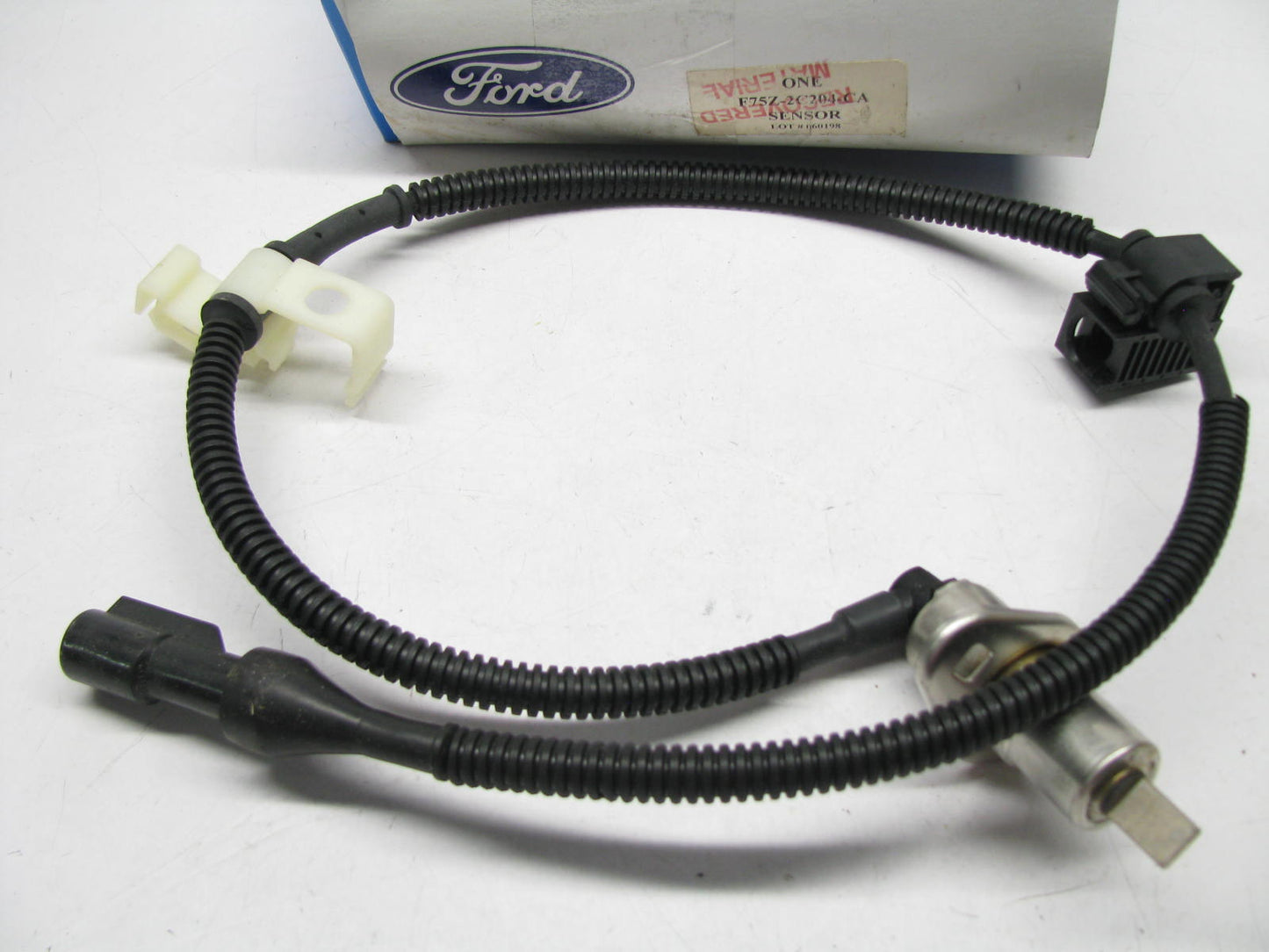 NEW - OEM Ford F75Z-2C204-CA FRONT LEFT ABS Brake Wheel Speed Sensor