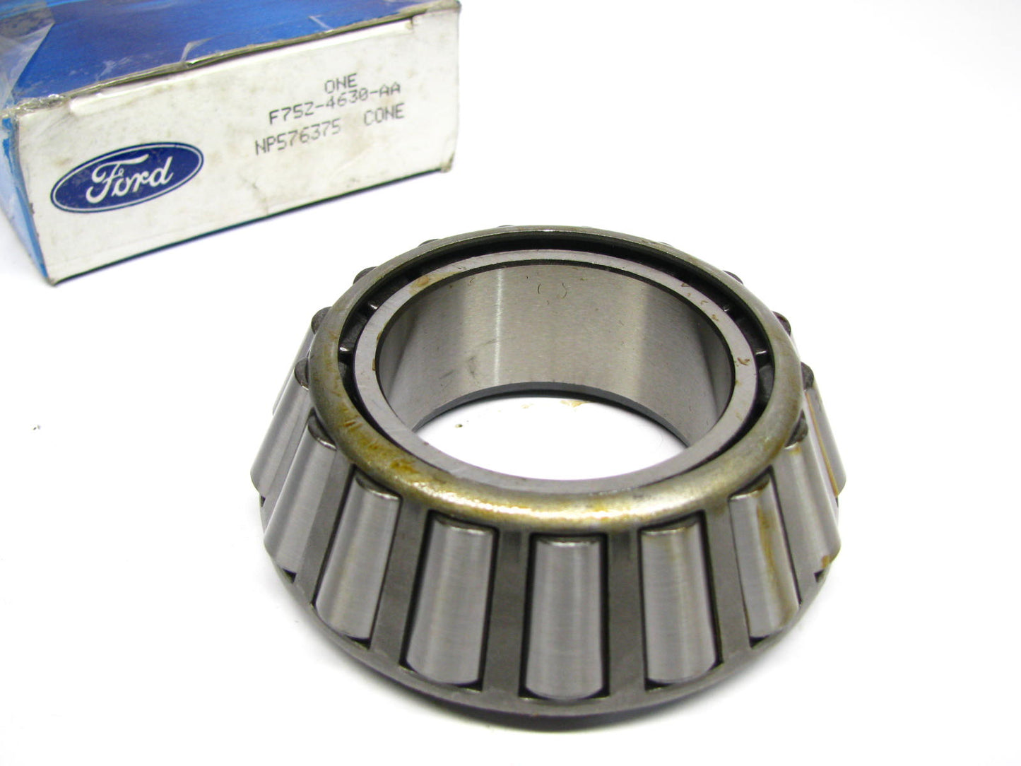NEW OEM Ford F75Z-4630-AA REAR Axle Differential Inner Pinion Bearing Cone