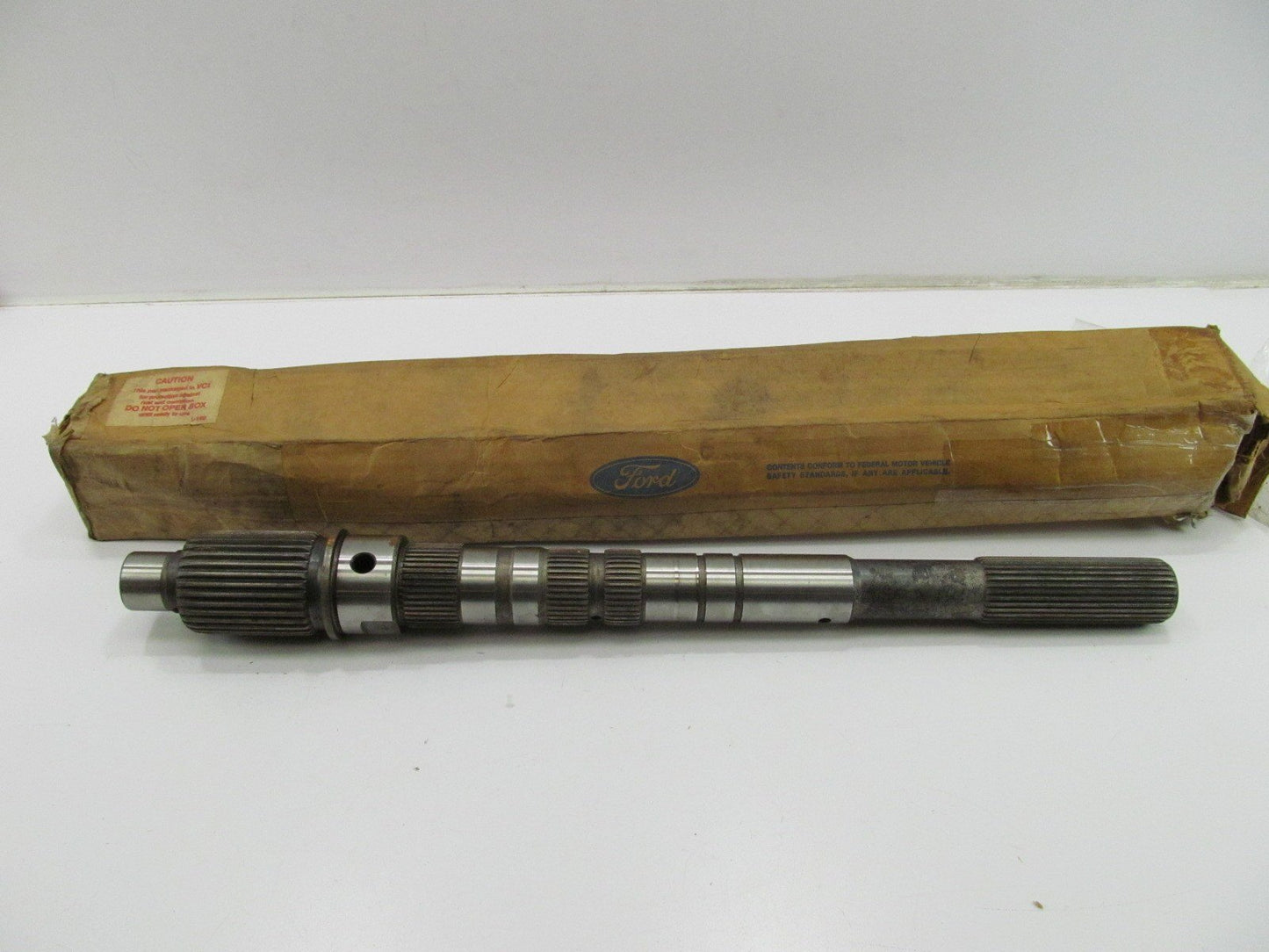 NEW OEM Ford F75Z-7061-AA Transfer Case Mainshaft - 1997-1998 F150, Expedition