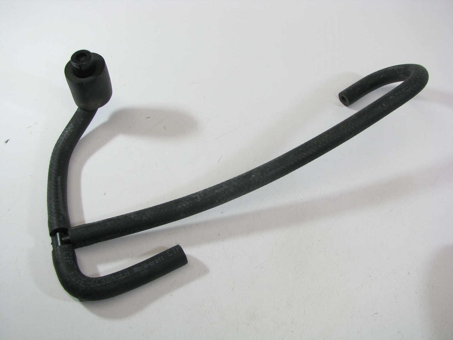 NEW - OEM Ford F77E-6C324-EA PCV Connector Hose 1996-1997 Explorer 5.0L-V8