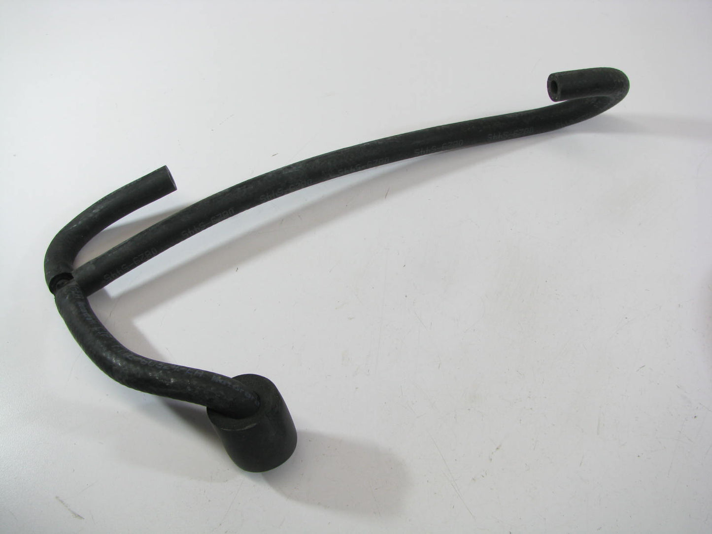 NEW - OEM Ford F77E-6C324-EA PCV Connector Hose 1996-1997 Explorer 5.0L-V8