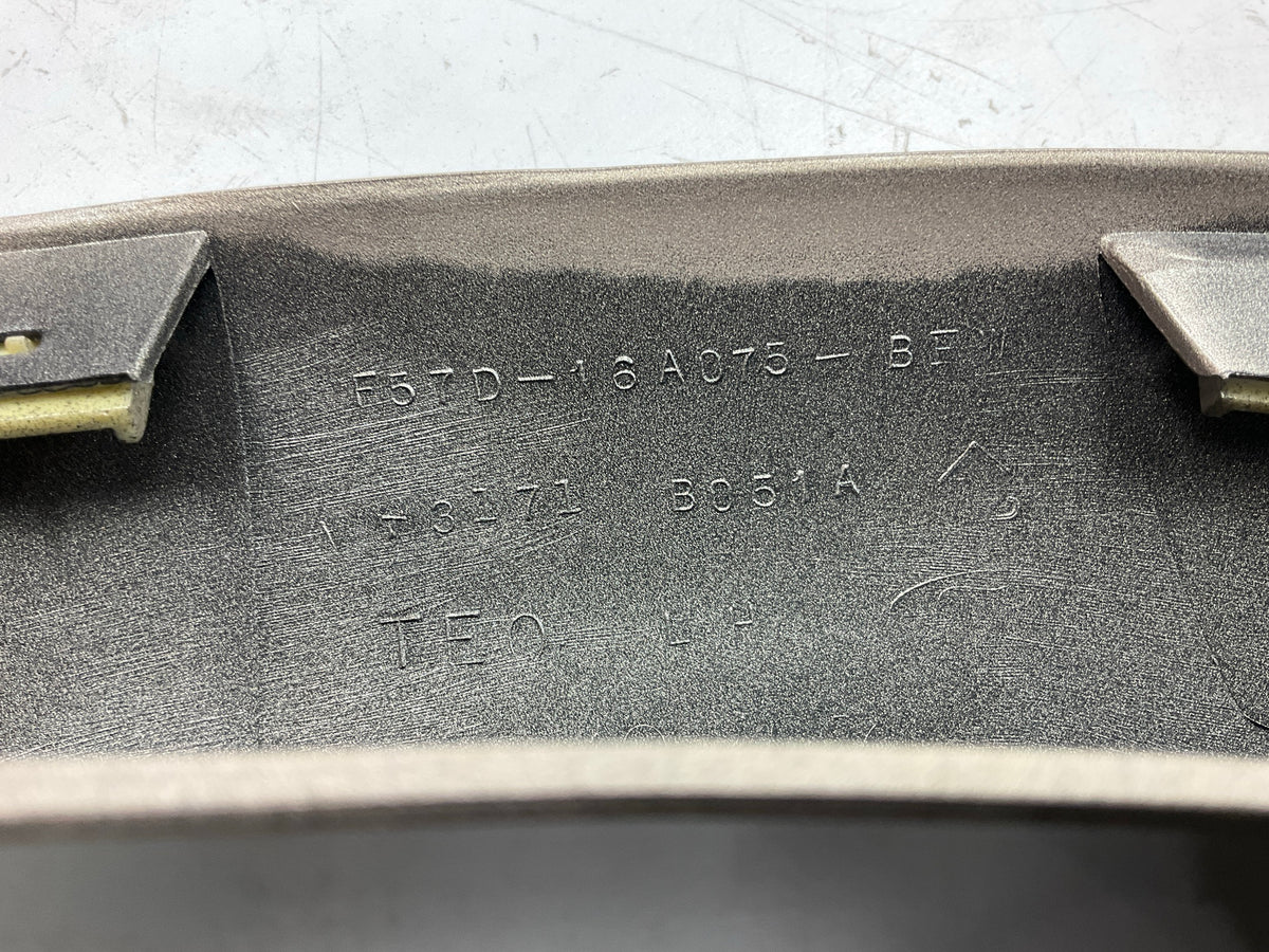 NEW OEM Ford F77Z-16039-BAA Front Left Fender Moulding 1997 Explorer Eddie Bauer