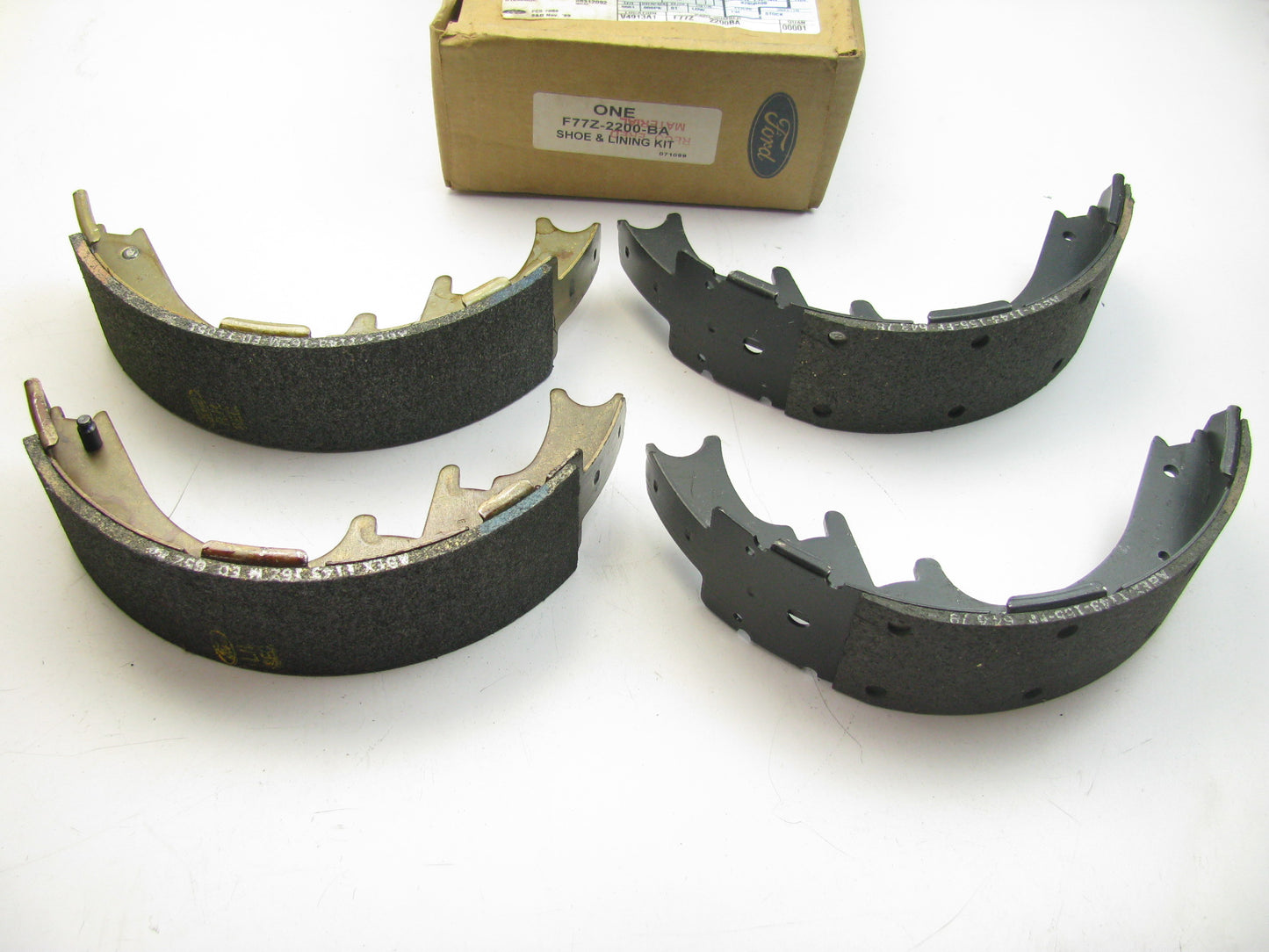 NEW - OEM Ford F77Z-2200-BA Rear Brake Shoes 1995-2009 Ranger 10'' X 2 1/2''