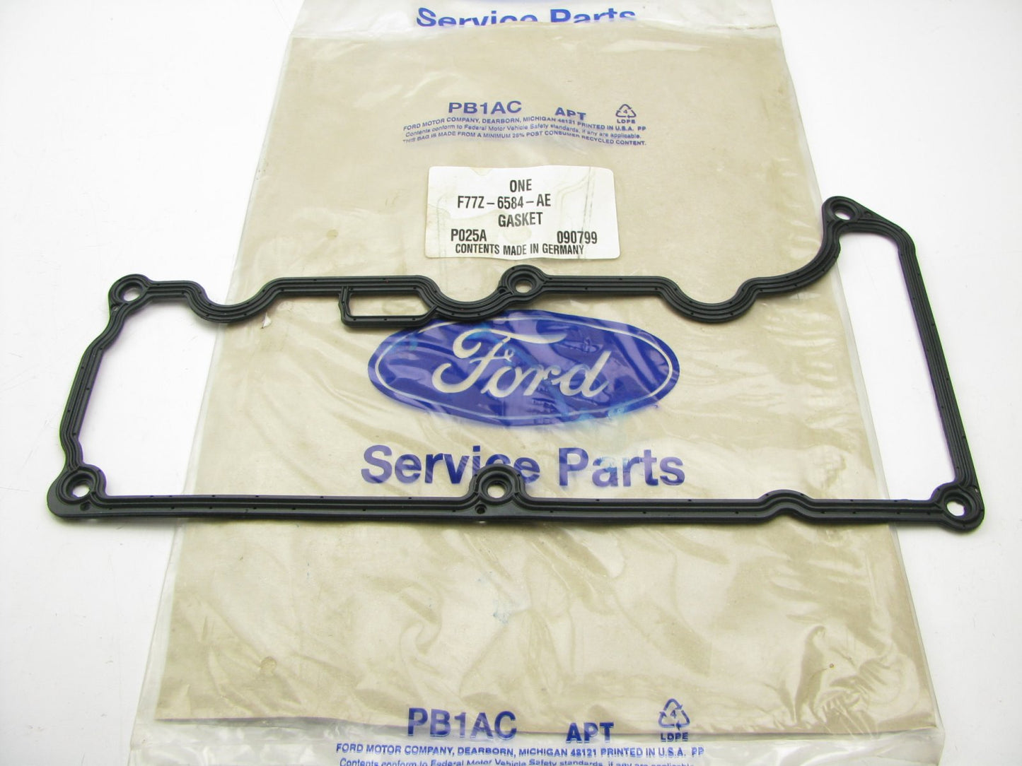 RIGHT SIDE ONLY - OEM Ford F77Z-6584-AE Valve Cover Gasket - 97-01 Explorer 4.0L