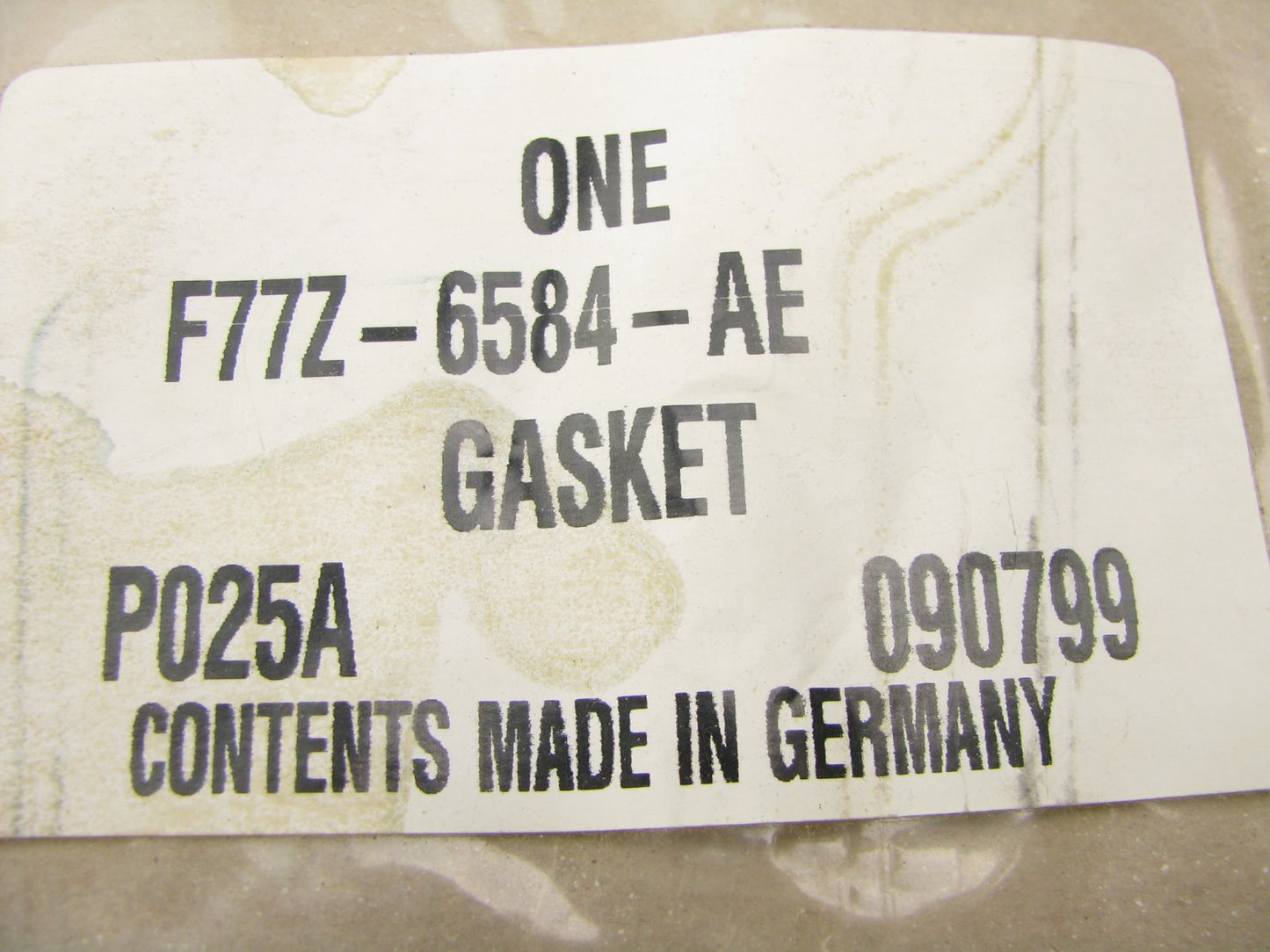 RIGHT SIDE ONLY - OEM Ford F77Z-6584-AE Valve Cover Gasket - 97-01 Explorer 4.0L