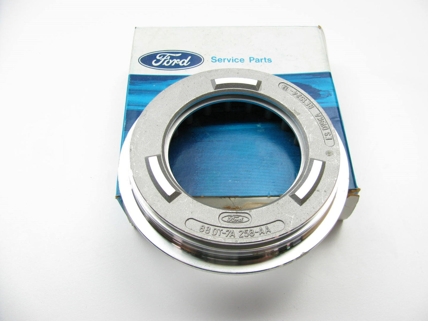 NOS OEM Ford F77Z-7A262-BA Direct Clutch Piston Kit - 5-SPEED AUTOMATIC TRANS.