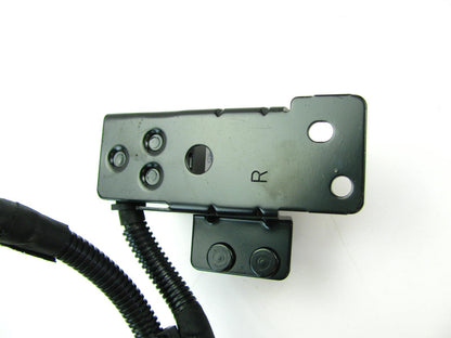 NEW GENUINE OEM Ford F7CZ-14B004-AA Front Right SRS Crash Sensor 1997 Escort