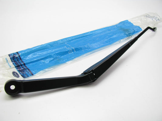 NEW GENUINE Right Passengers Side OEM Ford F7CZ-17526-AA Windshield Wiper Arm