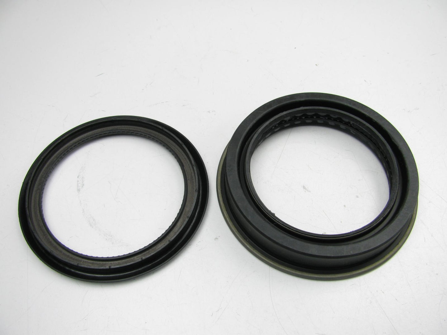 Ford F7HZ-4573-AA Rear Differential Oil Seal - 1997-UP Ford Medium Heavy Truck