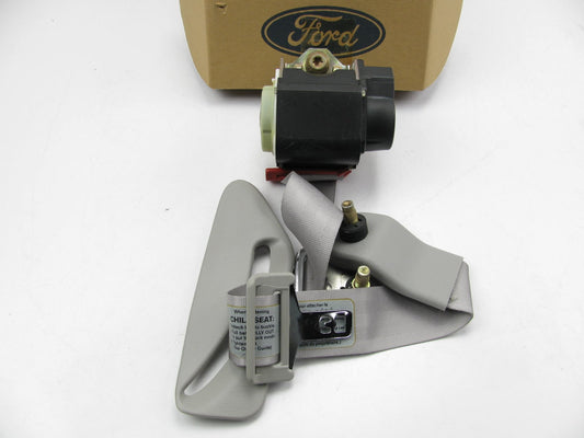 Ford F7LZ-63611B68-AAE Rear Right Restraint Retractor 1997-98 Lincoln Mark VIII