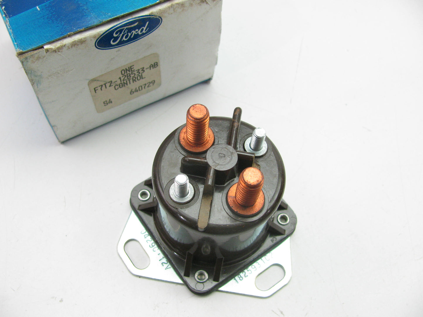 NEW - OEM Ford F7TZ-12B533-AB Diesel Glow Plug Relay