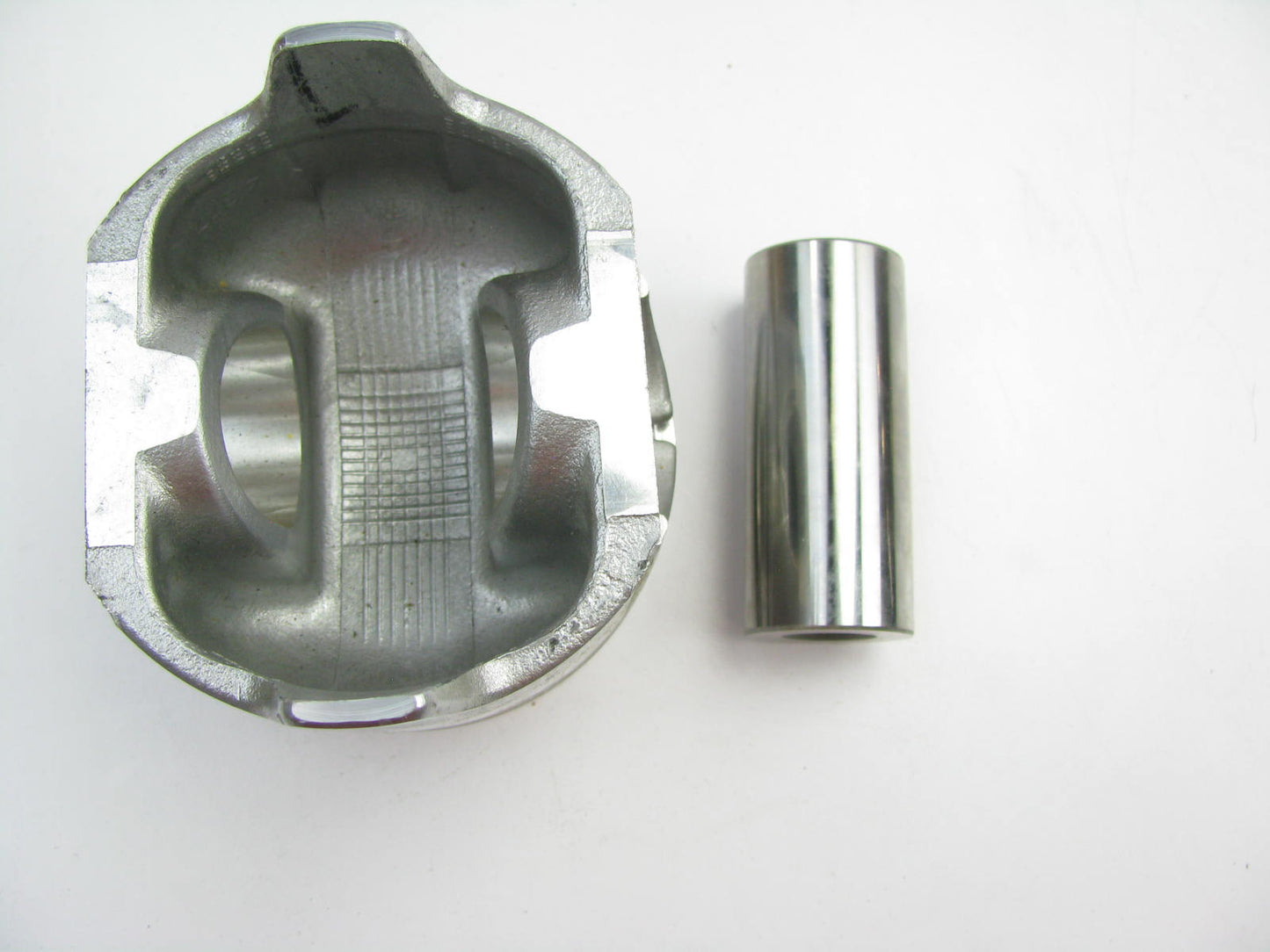 NEW - OEM Ford F7TZ-6102-AAA Engine Piston - Standard 1995-03 7.3L Turbo Diesel