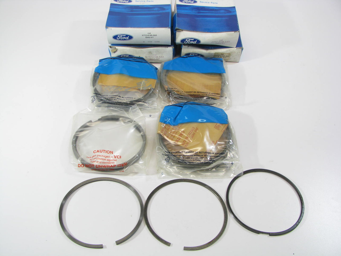 NEW - OEM Ford F7TZ-6148-AAA Complete Piston Ring Set STD 94-03 7.3L Powerstroke