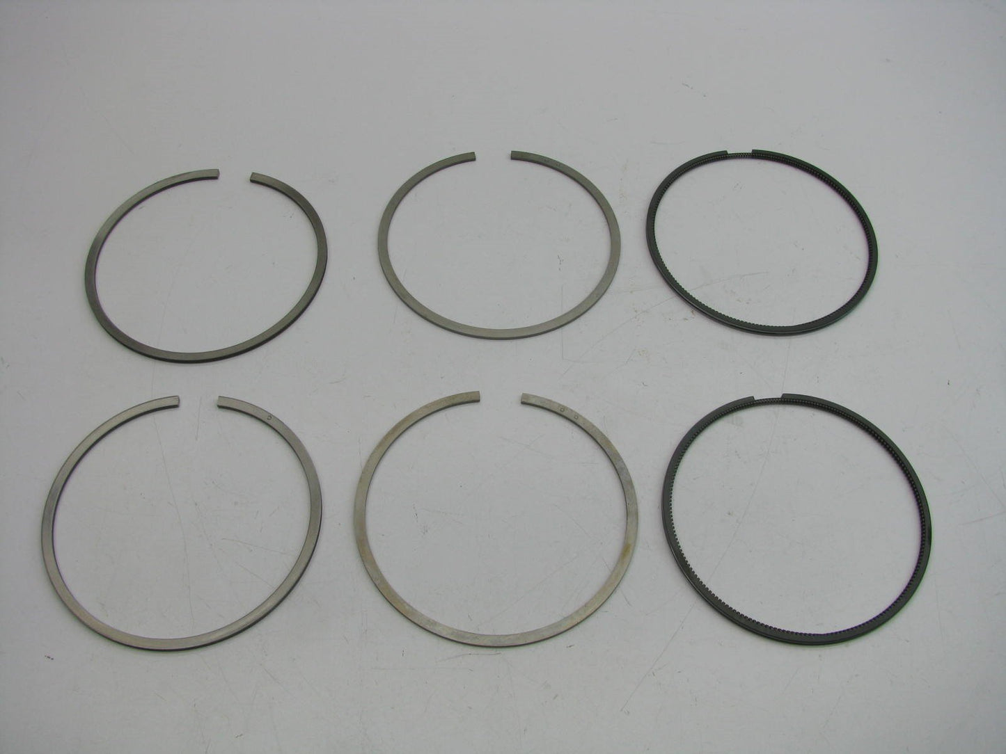 NEW - OEM Ford F7TZ-6148-AAA Piston Ring Partial Set 1994-2003 7.3L Diesel V8