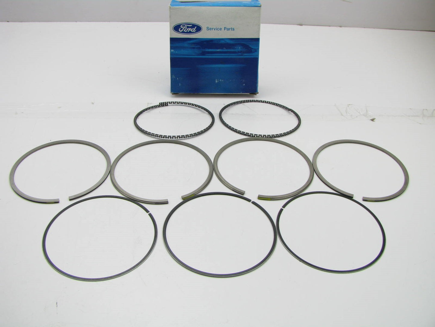 DOES (2) Pistons Only - OEM Ford Piston Rings .50mm SIZE 01-11 Ford 4.6L 5.4L V8