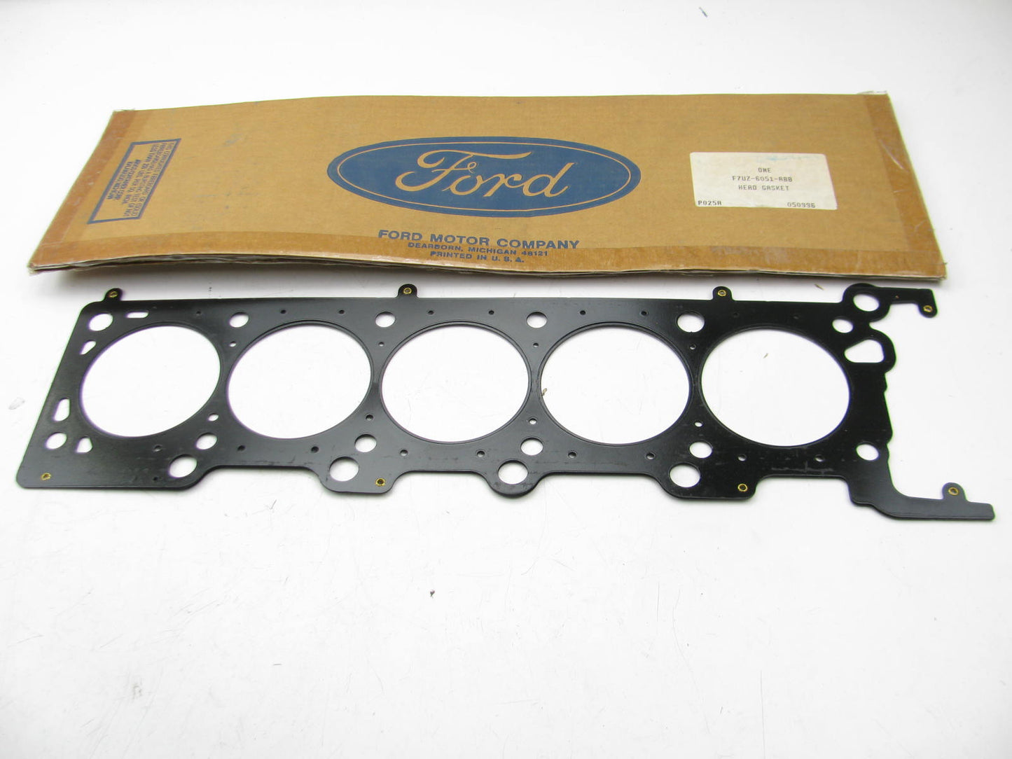 NEW - OEM Ford F7UZ-6051-ABB Left Engine Cylinder Head Gasket 1997-2002 6.8L V10