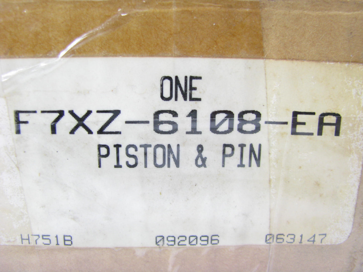 NEW - OEM Ford F7XZ-6108-EA Right Engine Piston GRADE 3 1997-98 Villager 3.0L-V6